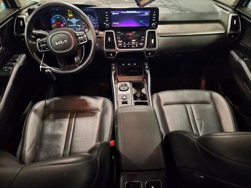 2022 KIA SORENTO S 8