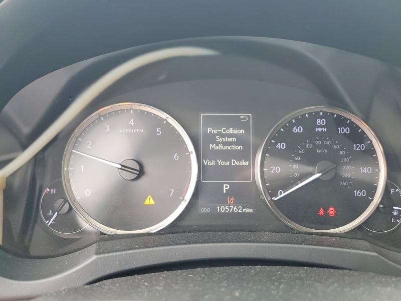 2017 LEXUS IS 300 9