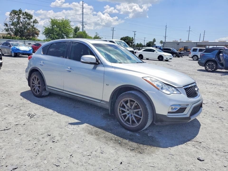 2017 INFINITI QX50 BASE 4