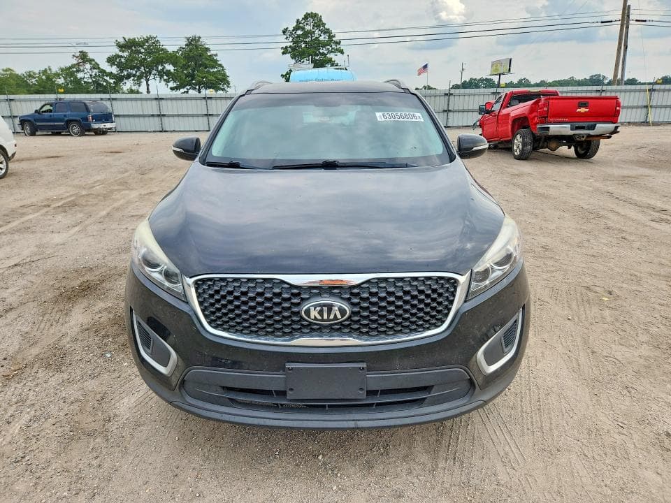 2018 KIA SORENTO LX 5