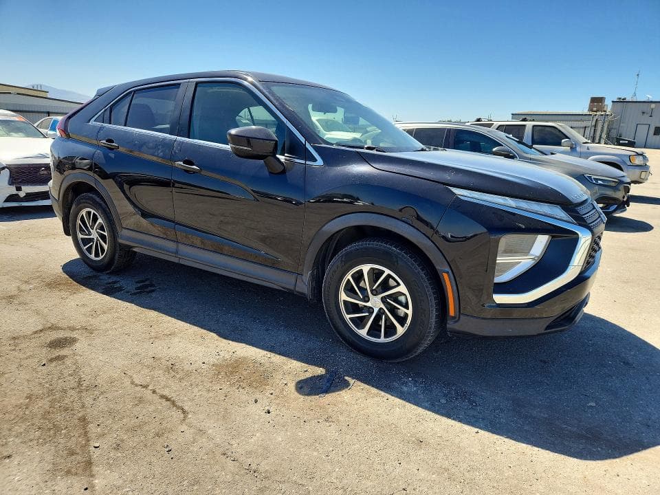 2022 MITSUBISHI ECLIPSE CROSS ES 4