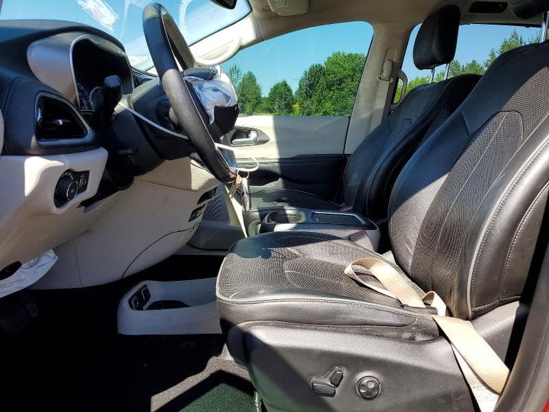 2018 CHRYSLER PACIFICA LIMITED 7