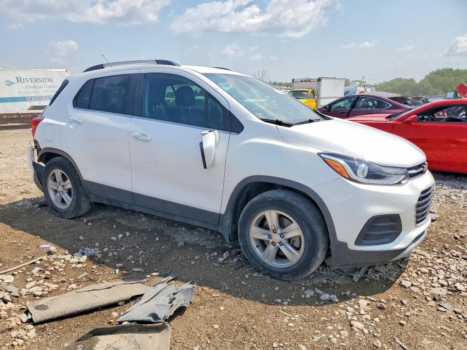 2019 CHEVROLET TRAX 1LT 4