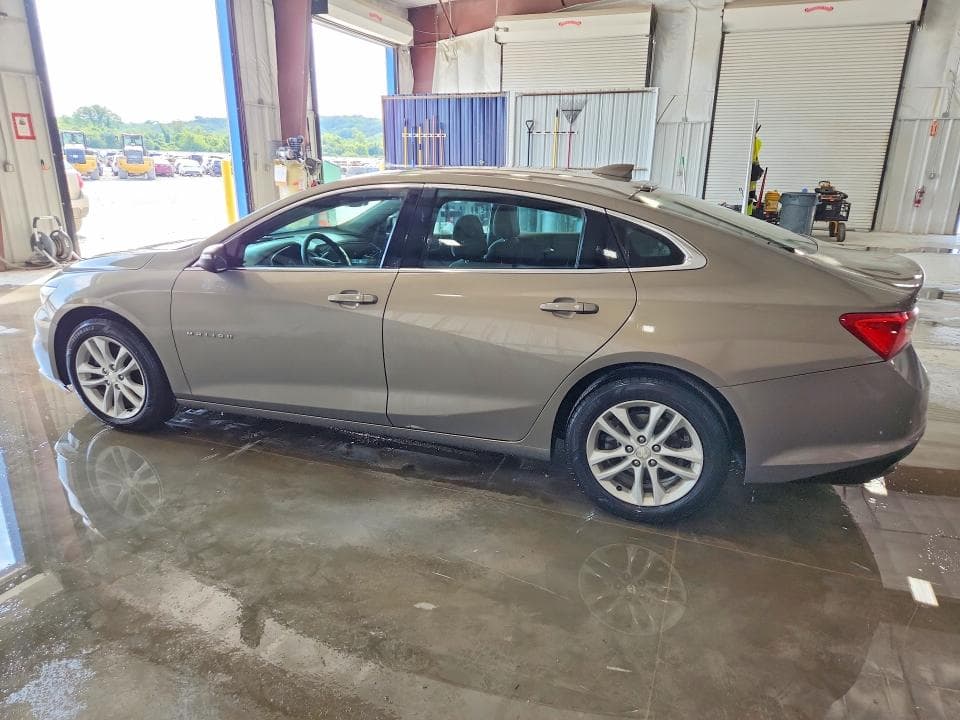 2017 CHEVROLET MALIBU LT 2