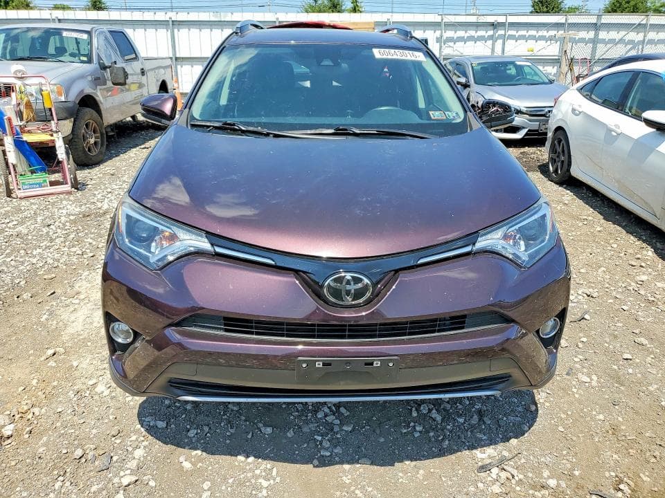 2017 TOYOTA RAV4 XLE 5