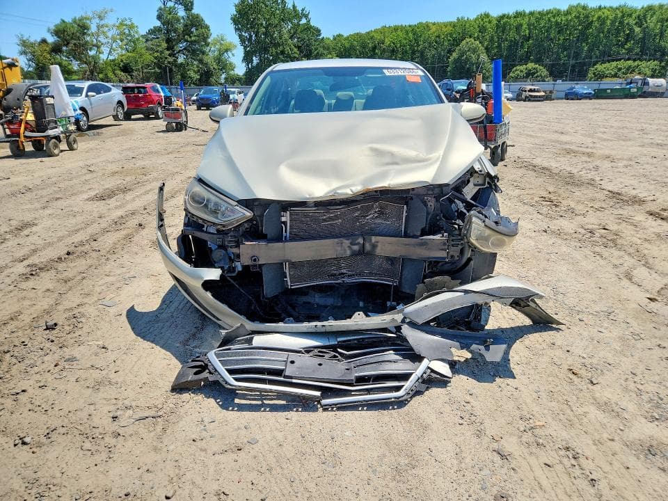 2018 HYUNDAI ELANTRA SEL 5
