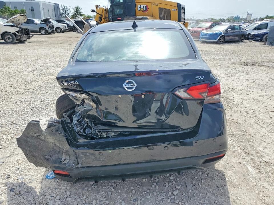 2021 NISSAN VERSA SV 6