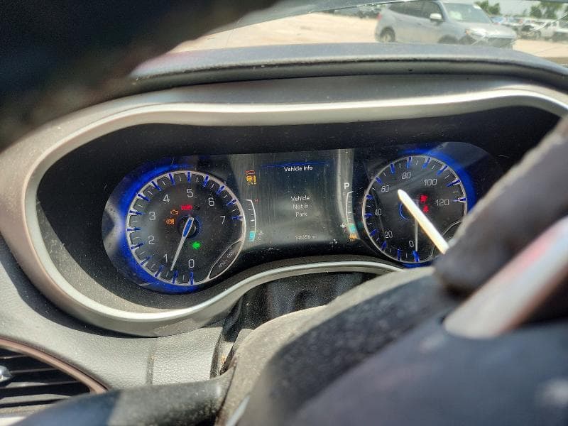 2022 CHRYSLER PACIFICA TOURING L 9