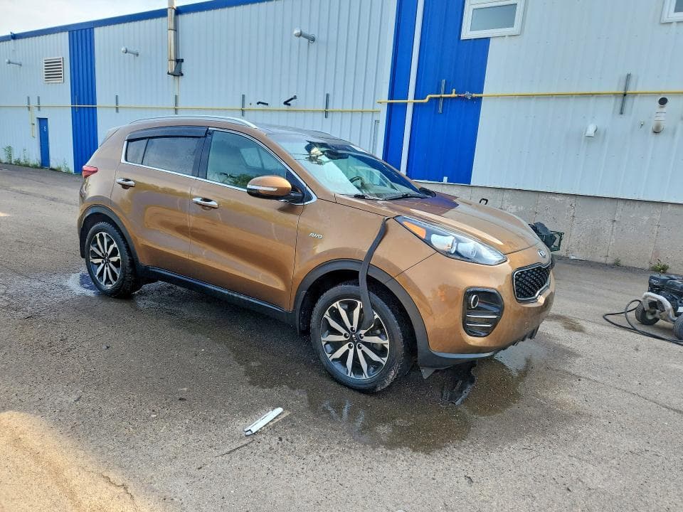 2017 KIA SPORTAGE EX 4