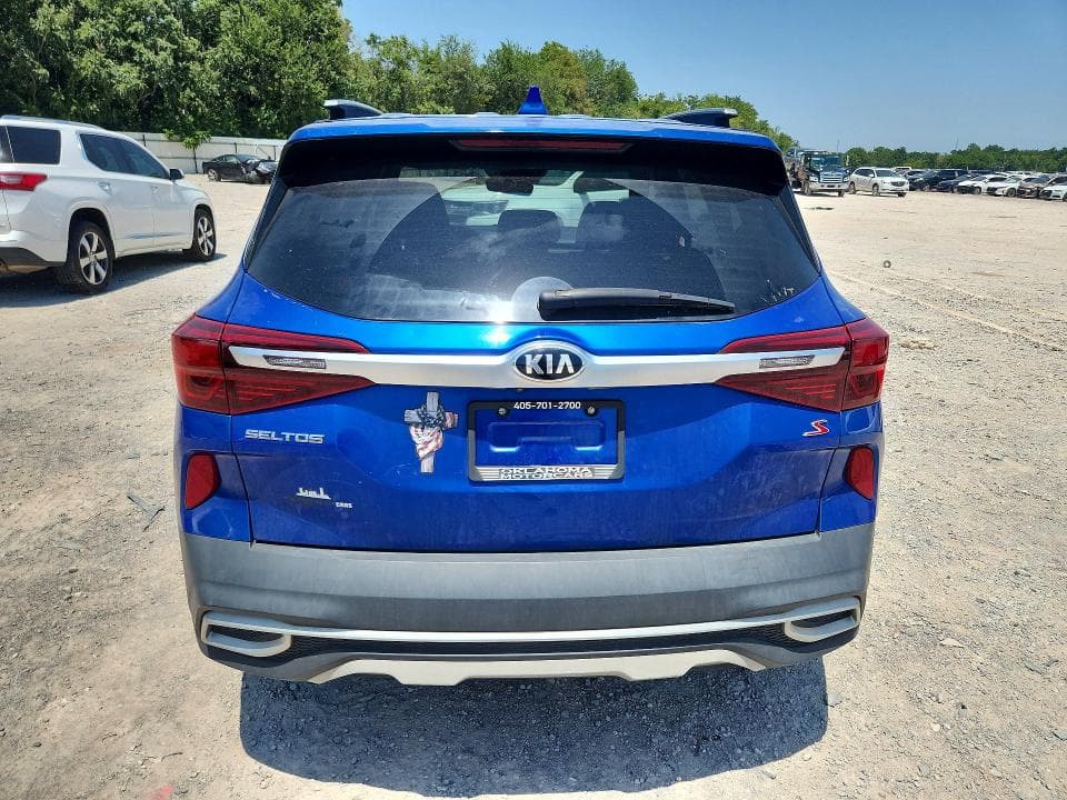 2021 KIA SELTOS S 6