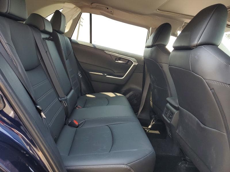 2025 TOYOTA RAV4 XLE PREMIUM 11