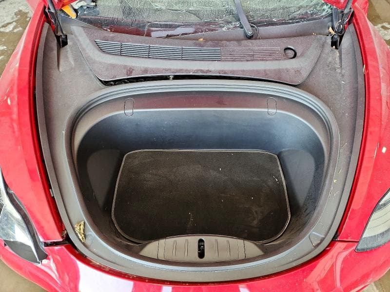 2018 TESLA MODEL 3 11