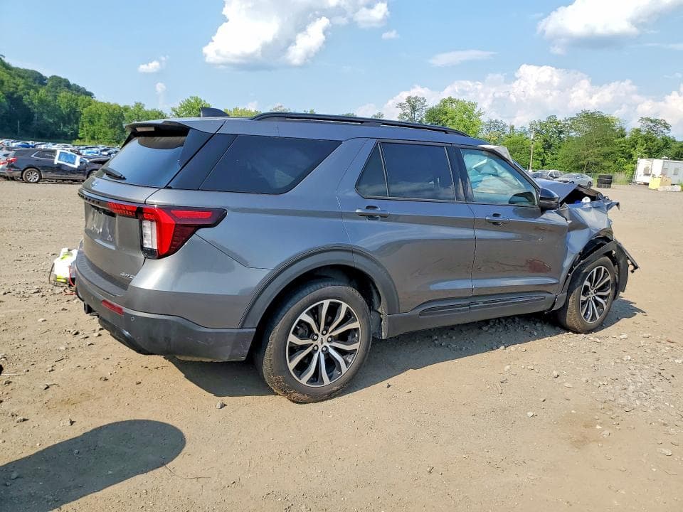 2025 FORD EXPLORER ST-LINE 3