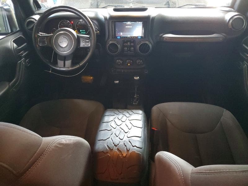 2017 JEEP WRANGLER UNLIMITED SPORT 8