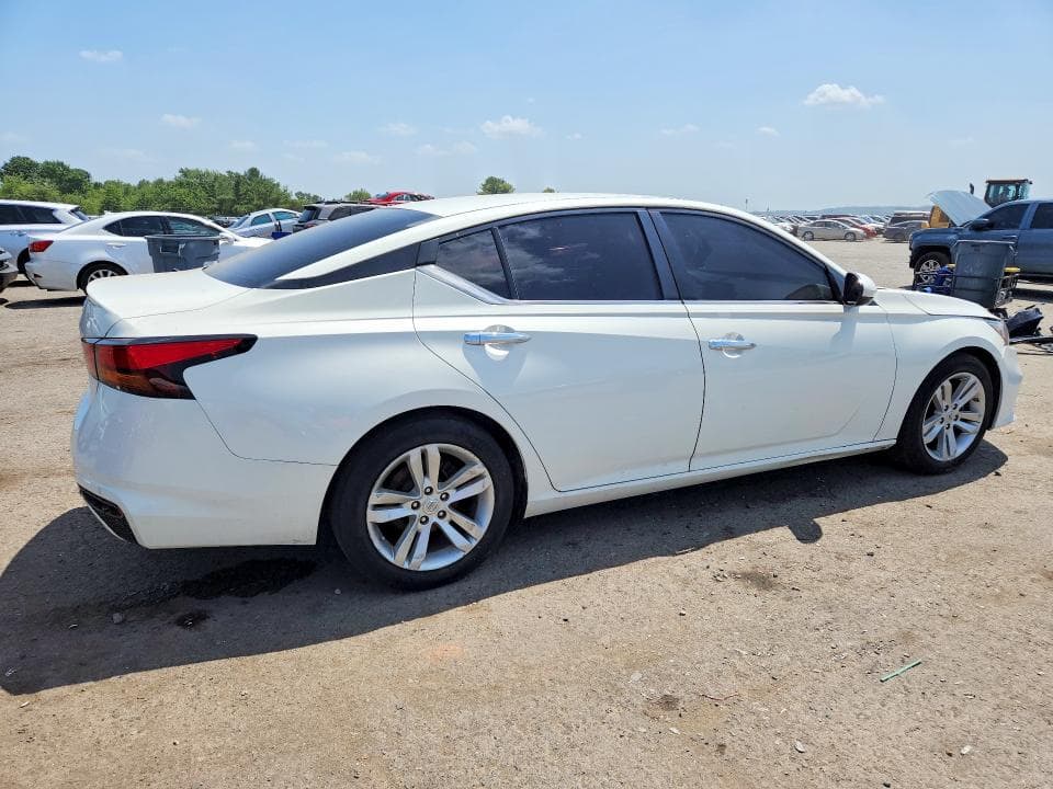 2021 NISSAN ALTIMA S 3