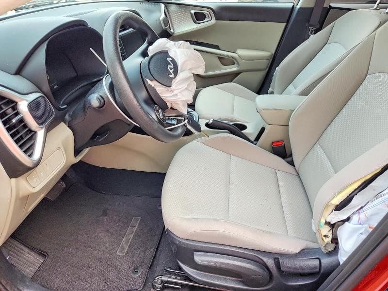 2023 KIA SOUL LX 7