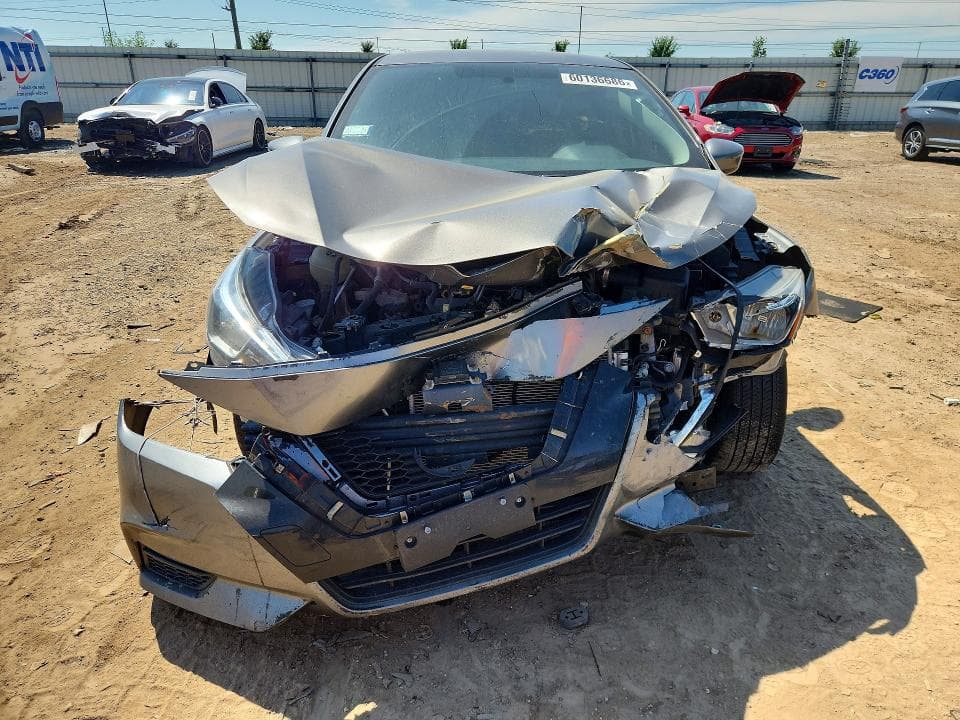 2021 NISSAN VERSA SV 5