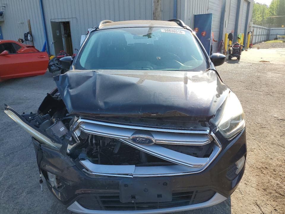 2017 FORD ESCAPE SE 5