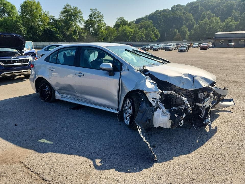 2024 TOYOTA COROLLA LE 4