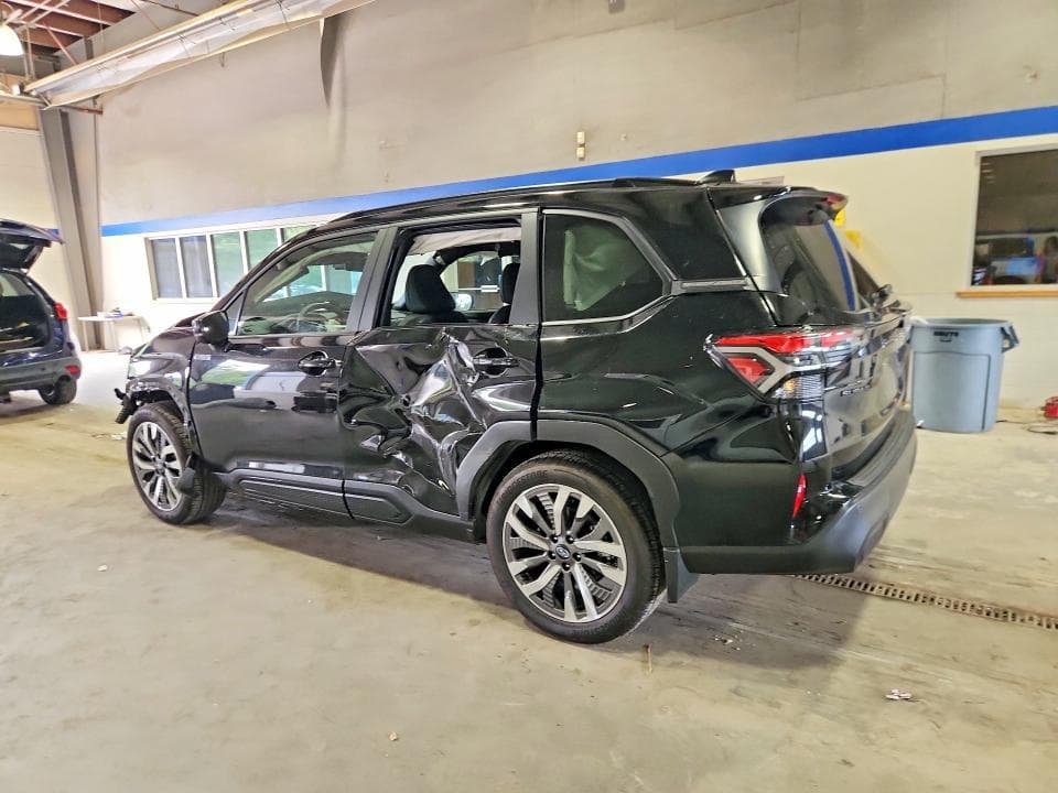 2025 SUBARU FORESTER TOURING 2