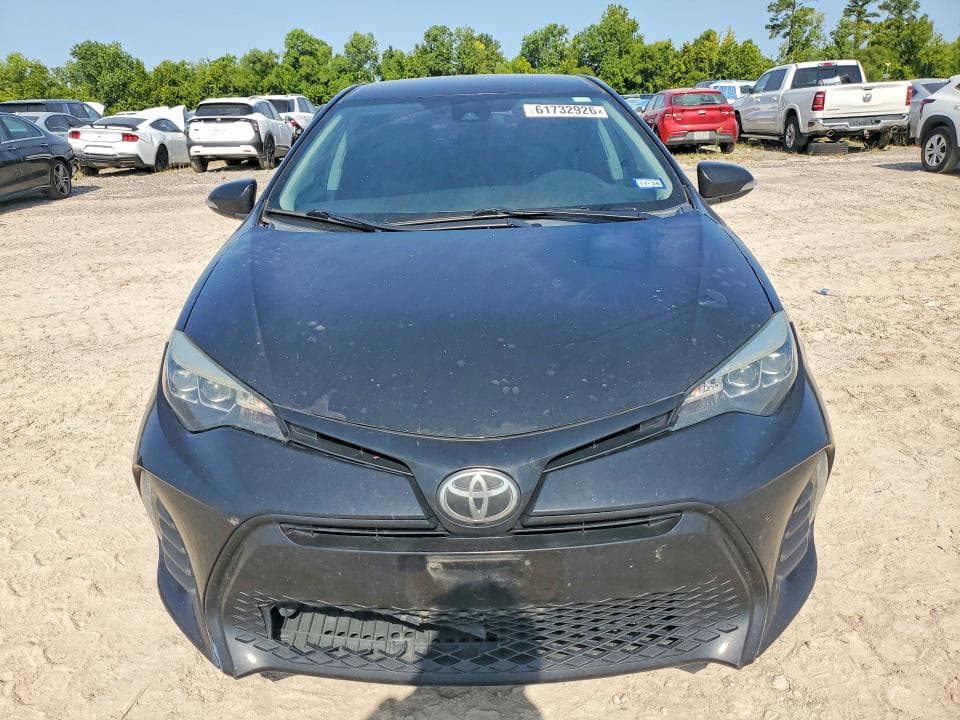 2019 TOYOTA COROLLA SE 5