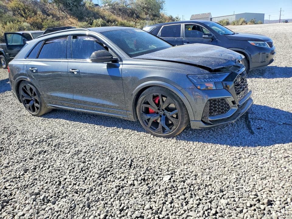 2021 AUDI RS Q8 4