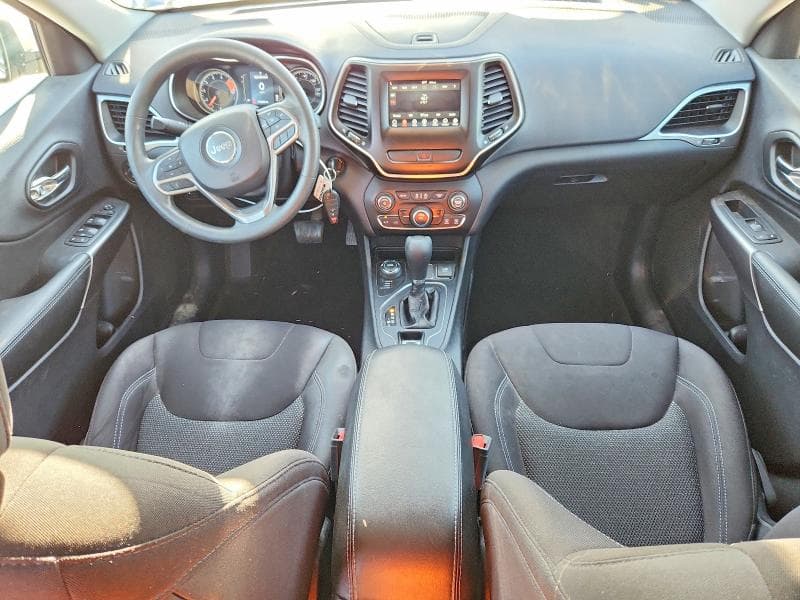 2019 JEEP CHEROKEE LATITUDE 8