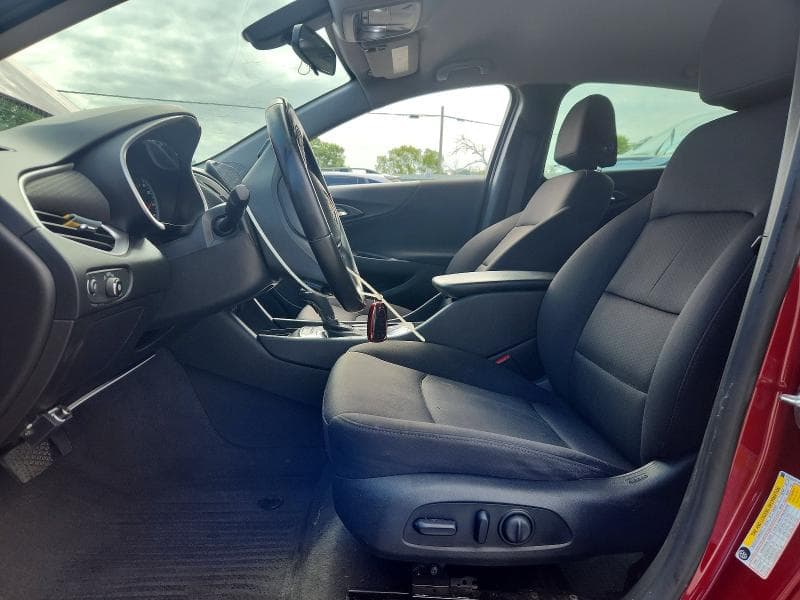 2019 CHEVROLET MALIBU RS 7