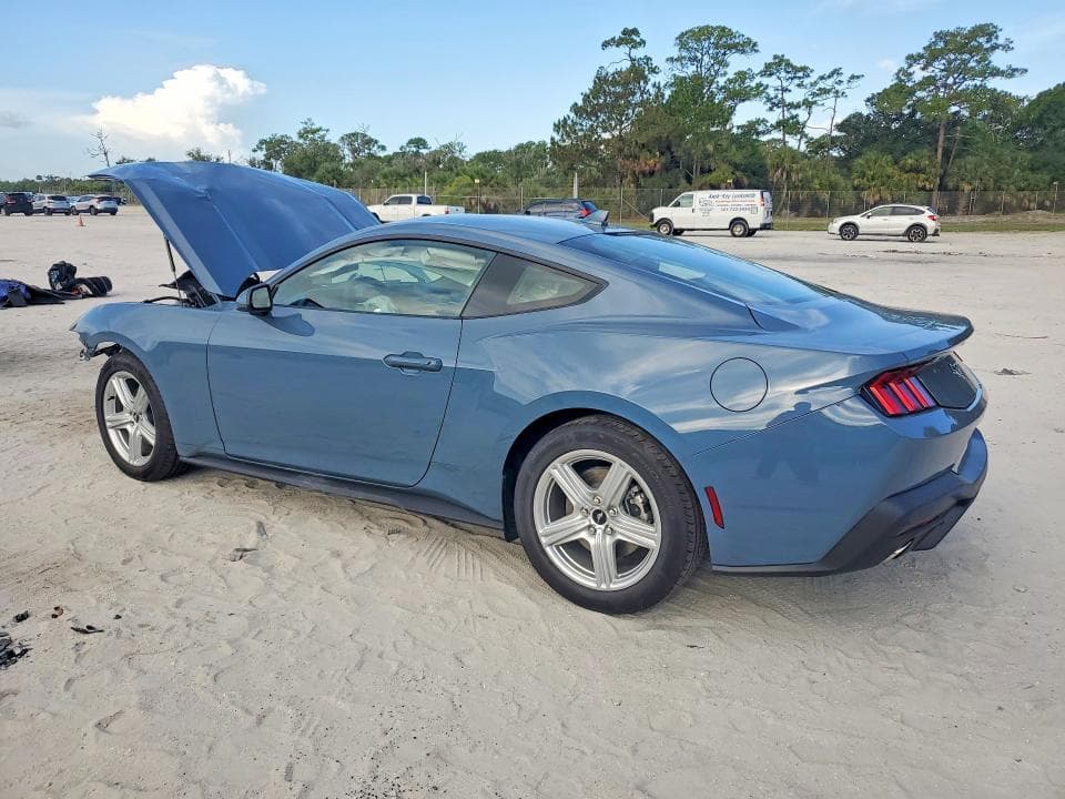 2026 FORD MUSTANG 2