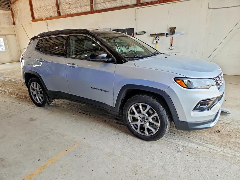 2025 JEEP COMPASS LIMITED 4