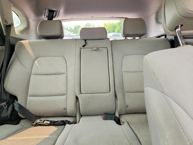 2017 HYUNDAI TUCSON SE 10