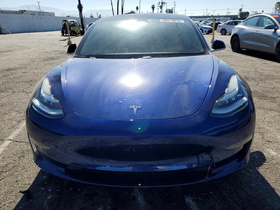 2018 TESLA MODEL 3 5