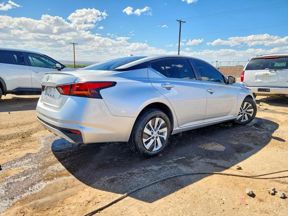 2020 NISSAN ALTIMA S 3
