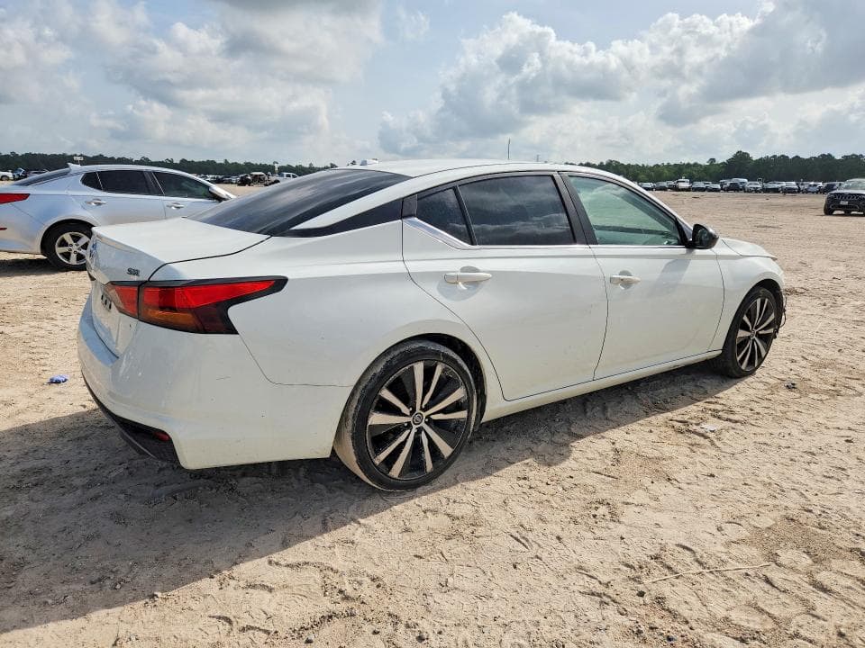 2019 NISSAN ALTIMA SR 3
