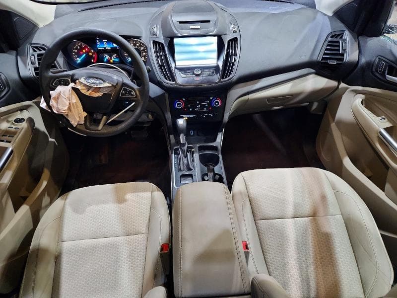 2017 FORD ESCAPE SE 8