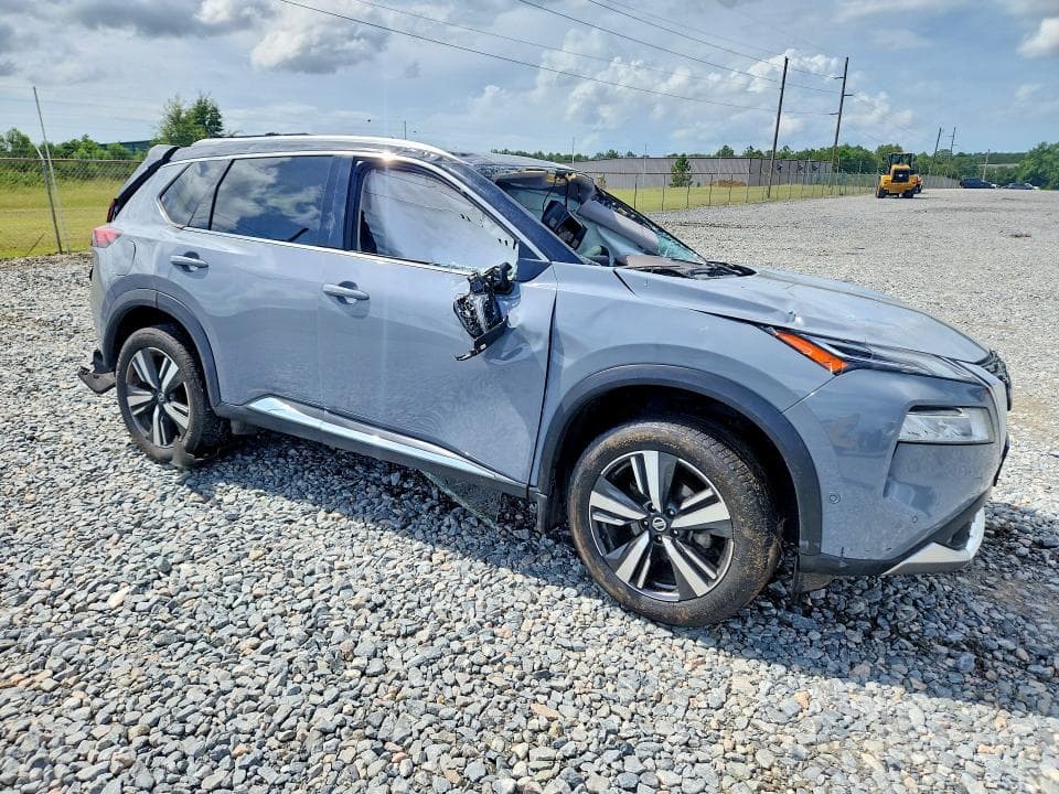 2021 NISSAN ROGUE PLATINUM 4