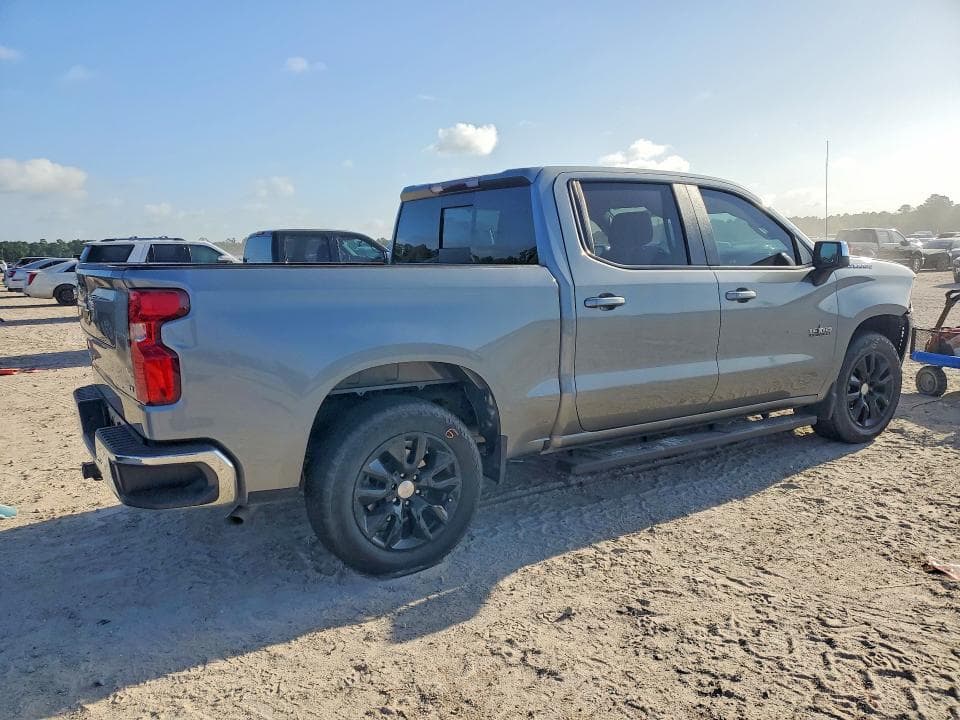 2024 CHEVROLET SILVERADO C1500 LT 3