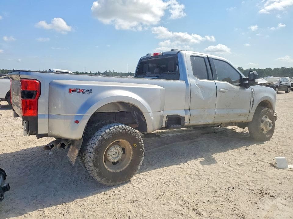 2024 FORD F350 SUPER DUTY 3