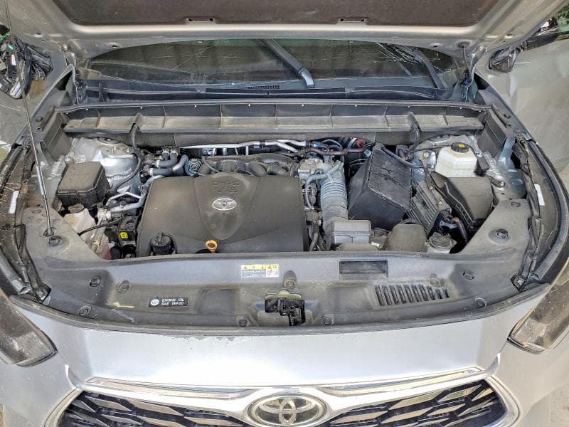 2022 TOYOTA HIGHLANDER PLATINUM 12