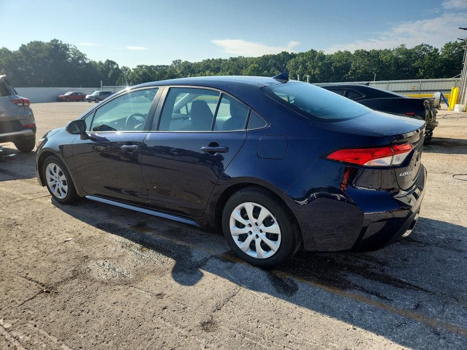 2022 TOYOTA COROLLA LE 2