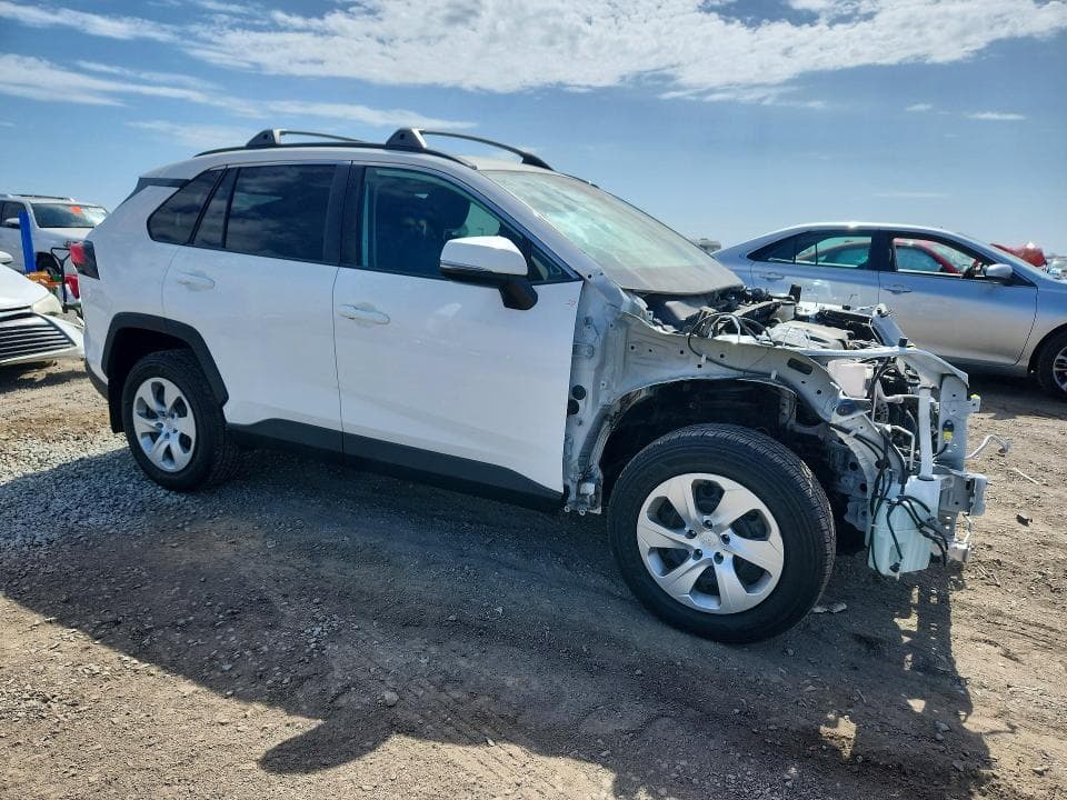 2020 TOYOTA RAV4 LE 4