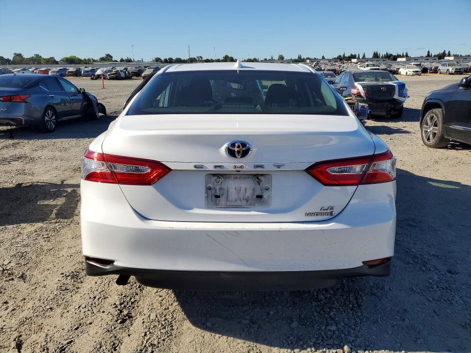 2020 TOYOTA CAMRY LE 6