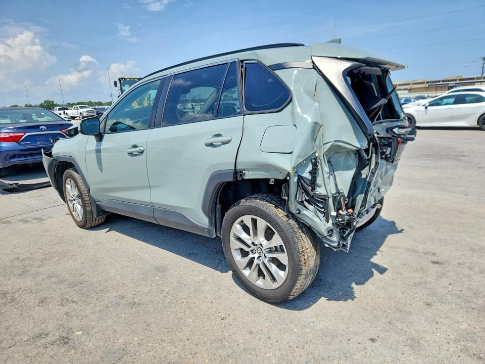 2023 TOYOTA RAV4 XLE PREMIUM 2