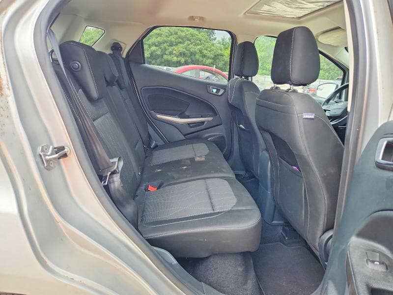 2018 FORD ECOSPORT SE 11