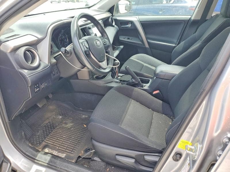 2017 TOYOTA RAV4 XLE 7