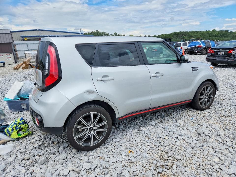 2017 KIA SOUL ! 3