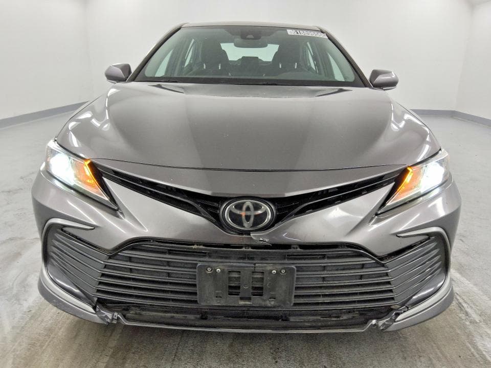 2021 TOYOTA CAMRY LE 5