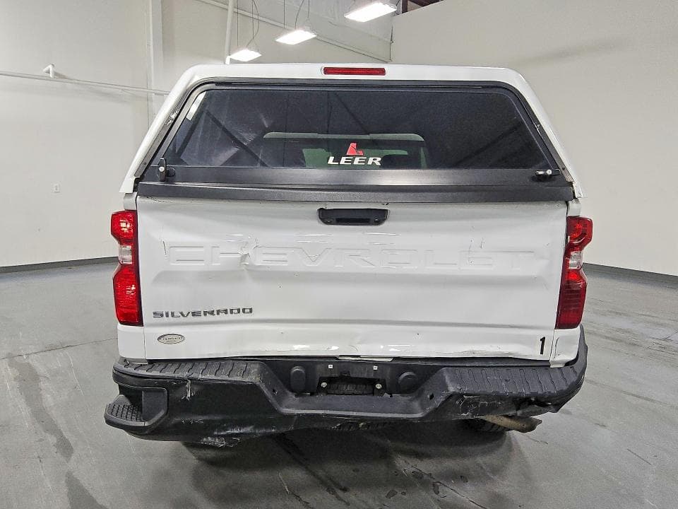 2023 CHEVROLET SILVERADO C1500 6