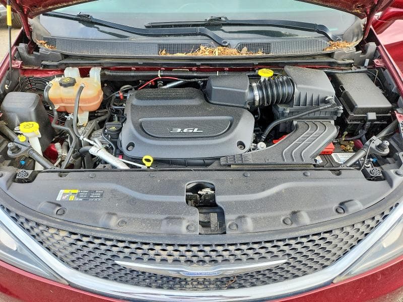 2017 CHRYSLER PACIFICA TOURING L 12