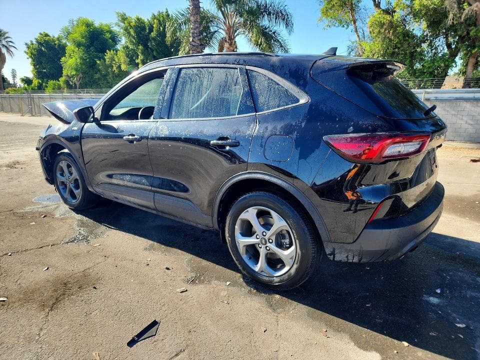 2025 FORD ESCAPE ST LINE 2